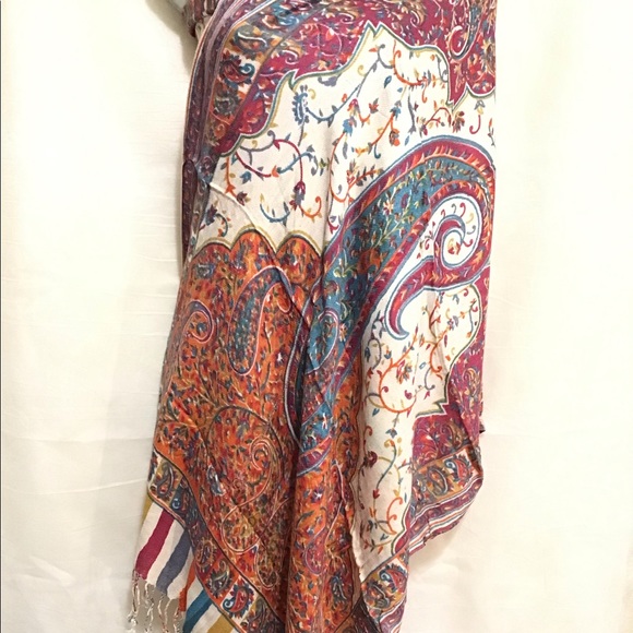 Viscose cotton colorful paisley printed stole - Picture 3 of 7